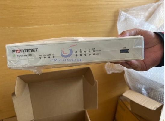 Φωτιά με σύρμα Fortinet FG-30E 900 χιλιάδες ταυτόχρονες συνεδρίες για ισχυρή ασφάλεια