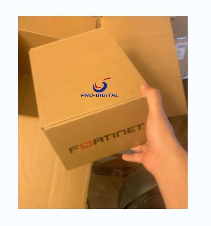 Φωτιά με σύρμα Fortinet FG-30E 900 χιλιάδες ταυτόχρονες συνεδρίες για ισχυρή ασφάλεια